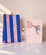 Geschenkset Prüfung #2 mit handgemachten Sonnenfänger, Grußkarte & Geschenktüte