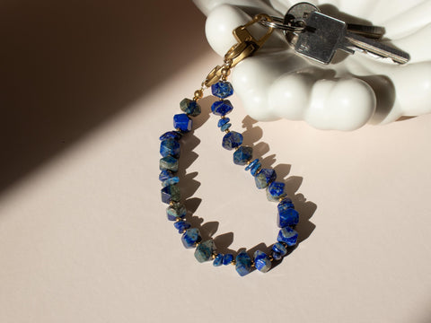 Kurze Naturstein Handykette mit Lapislazuli Natursteinen