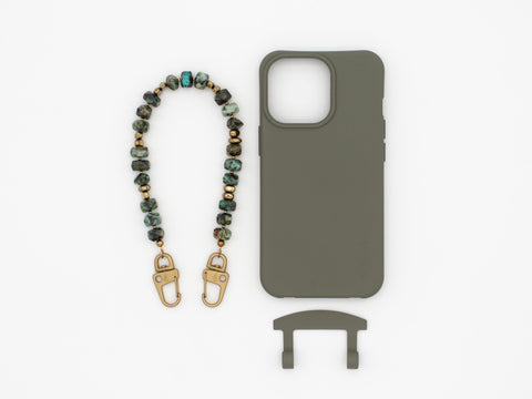 Handykette zum Umhängen mit Handyhülle für iPhone und Samsung in PINE mit Kordel OAT, handmade von eilenna