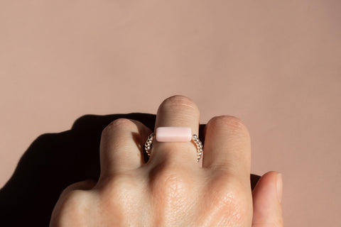 Ring mit rosa Naturstein & 925 Silberperlen, Mira Ring