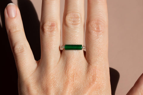 Ring mit grünem Achat & 925 Silberperlen, Elastischer Perlen Ring, Geschenk Frauen, Taya Ring