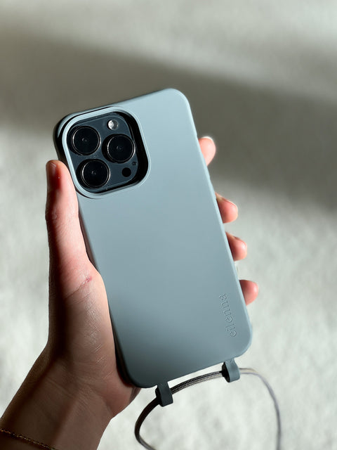 eilenna Abnehmbare Handykette und farbige Hülle in NOX mit Kordel PEPPELSTONE