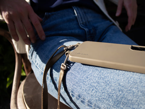 eilenna Lanyard mit SmartCase für iPhone Samsung, Set Wechselband mit Handyhülle, Schutzhülle und Strap, Handygurt zum Umhängen