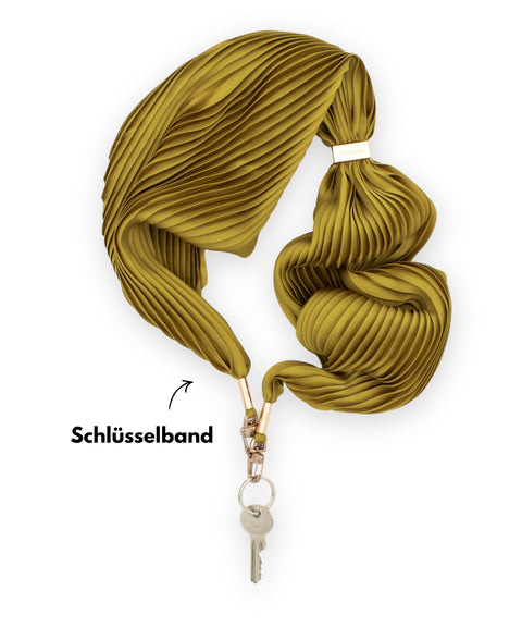 Pleated camera strap