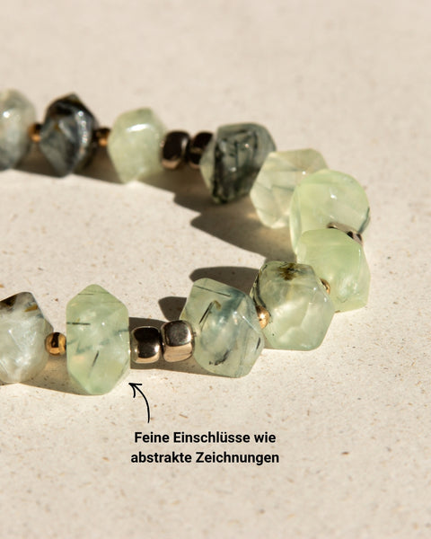 Short key chain with prehnite natural stones