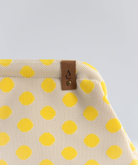 MIO Clutch Weiß-Gelb Punkte