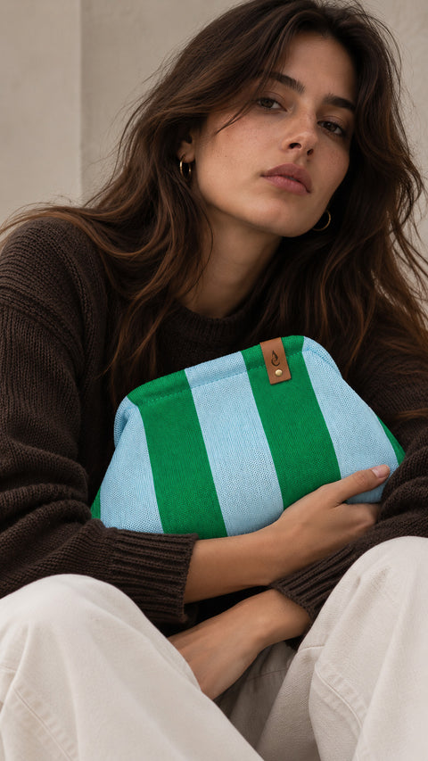 MIO Clutch Grün-Blau gestreift