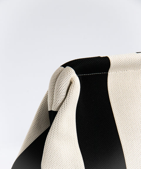 MIO Clutch Schwarz-Weiß gestreift