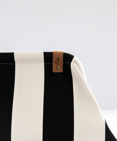 MIO Clutch Schwarz-Weiß gestreift