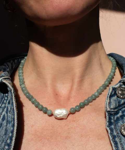 Halskette aus Naturstein Burmesische Jade & Süßwasserperle