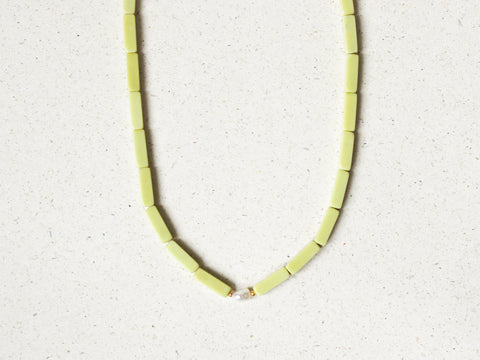 Halskette Hellgrün & Süßwasserperle
