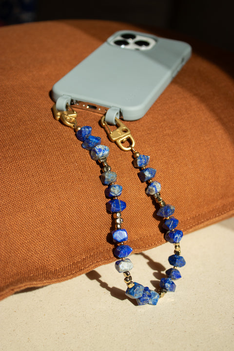 Mobile phone case with removable cord, Nox & Foggy