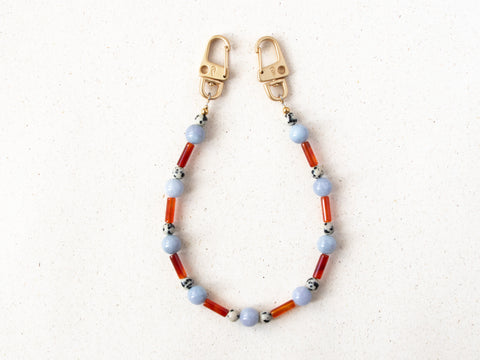 Short mobile phone chain with rhodonite natural stones