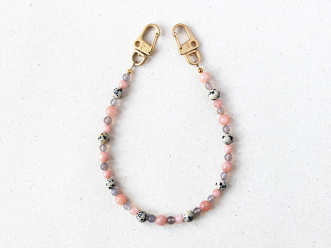 Short mobile phone chain with rhodonite natural stones