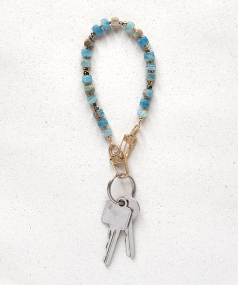 Short key chain with rose quartz natural stones