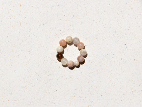 Ring made of Burmese jade &amp; 18-carat gold-plated pearl, Maelis Ring