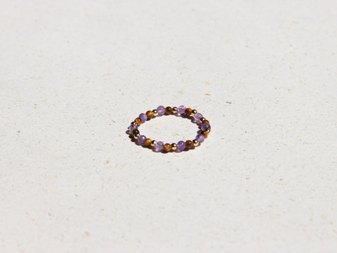 Ring with amethyst, yellow jade and garnet, Luzia Ring