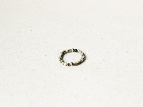 Ring mit Dalmatiner Jaspis Perlen, Naira Ring