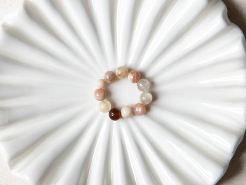 Ring made of Burmese jade &amp; 18-carat gold-plated pearl, Maelis Ring