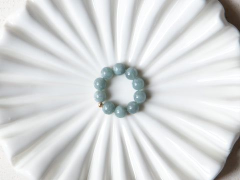 Ring aus Burmesischer Jade & 18 Karat vergoldeter Perle, Maelis Ring