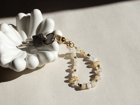 Short key chain with citrine natural stones