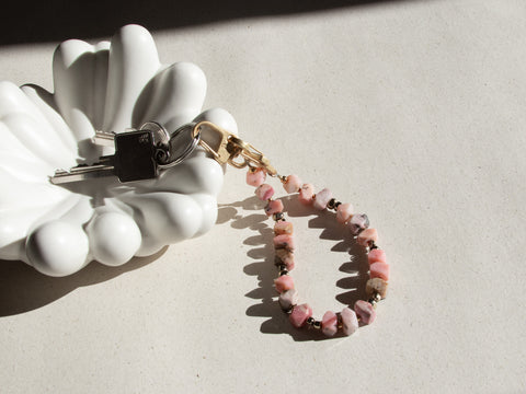 Short key chain with rhodonite natural stones