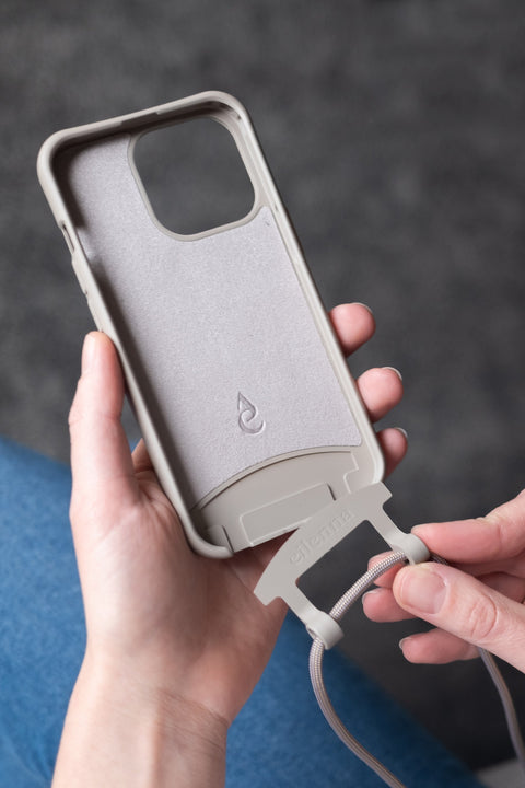 Handykette und Handyhülle für iPhone und Samsung in CLAY Grau mit Kordel OAT handmade von eilenna