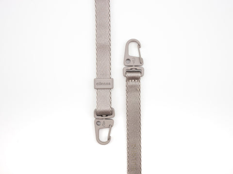 Handyband, Clay