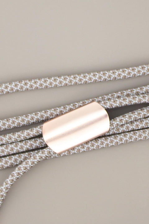 Handyhülle mit abnehmbarer Kordel, Clay & Oat