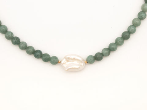 Halskette aus Naturstein Perlen Burmesische Jade & Süßwasserperle mit 18K vergoldetem Verschluss Halsschmuck für Damen, Handmade von eilenna