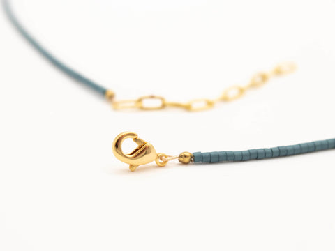 Halskette aus Citrin Naturstein Perle und Acrylperlen mit 18K vergoldetem Verschluss – Filigraner Damenschmuck, Handmade von eilenna