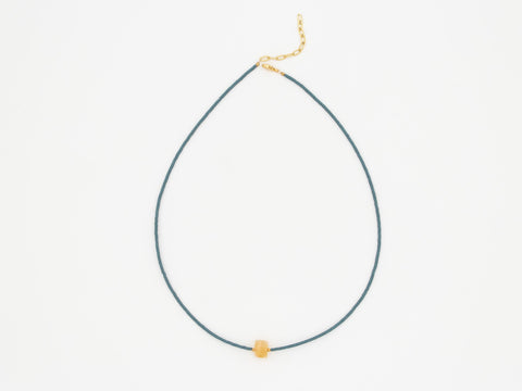 Halskette aus Citrin Naturstein Perle und Acrylperlen mit 18K vergoldetem Verschluss – Filigraner Damenschmuck, Handmade von eilenna