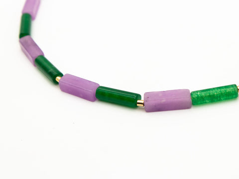 Halskette aus Amethyst und grünem Achat Perlen – Handmade Schmuck mit 18K vergoldetem Verschluss für Damen