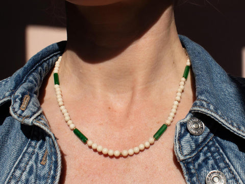 Grüne Achat & Fossil Halskette, Naturstein Perlenkette Damen, 18K Vergoldet, Handmade Schmuck von eilenna