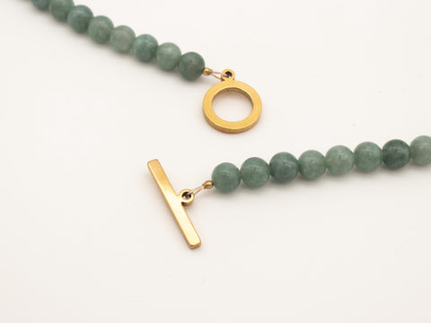 Halskette aus Naturstein Perlen Burmesische Jade & Süßwasserperle mit 18K vergoldetem Verschluss Halsschmuck für Damen, Handmade von eilenna