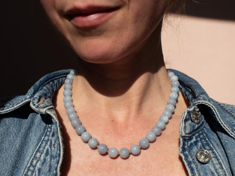 Halskette aus Chalcedon