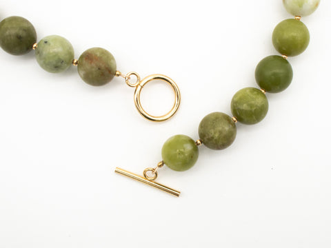 Halskette aus Chinesischer Jade