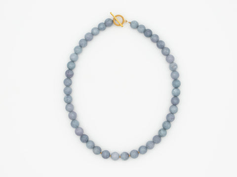 Halskette aus Chalcedon