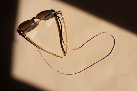 Brillenkette aus Naturstein Rhodochrosit & Süßwasserperle, Handmade Brillenzubehör von eilenna, 2-in-1 Sonnenbrillen-Kette und Halskette