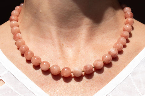 Halskette aus Chalcedon