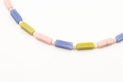 Halskette mit bunten Steinperlen und Muschelperlen – Damenschmuck mit 18K vergoldetem Verschluss, Handmade von eilenna