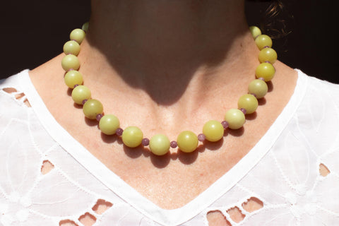 Edelstein Kette Zitronenjade & Amethyst, Naturstein Halskette Damen Gelb Lila, Boho Schmuck 18K Vergoldet, Handgemacht von eilenna