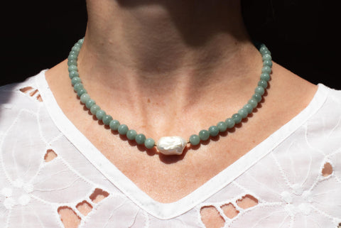 Halskette aus Naturstein Burmesische Jade & Süßwasserperle