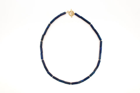 Halskette aus Naturstein Lapislazuli Perlen – Schmuck mit 18K vergoldetem Verschluss für Damen, Handmade von eilenna