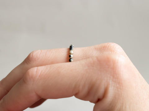 Ring mit Dalmatiner Jaspis Perlen, Naira Ring