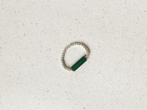 Ring mit grünem Achat & 925 Silberperlen, Elastischer Perlen Ring, Geschenk Frauen, Taya Ring