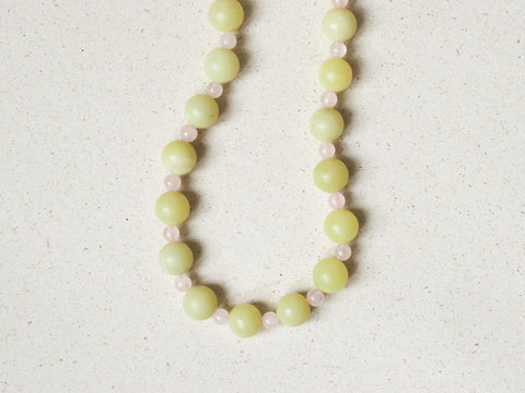 Halskette Rosenquarz & Zitronenjade, Naturstein Perlenkette Damen, Boho Schmuck 18K Gold Verschluss, Geschenk für Sie, Handmade eilenna