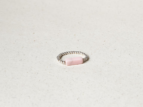 Ring mit rosa Naturstein & 925 Silberperlen, Mira Ring