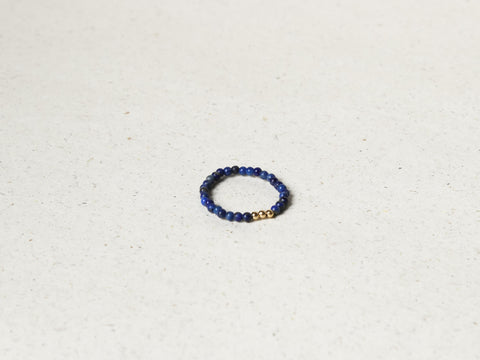 Lapis Lazuli Edelstein Ring, Intuition und Klarheit, Elastisch & Handgefertigt von eilenna