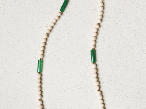 Grüne Achat & Fossil Halskette, Naturstein Perlenkette Damen, 18K Vergoldet, Handmade Schmuck von eilenna